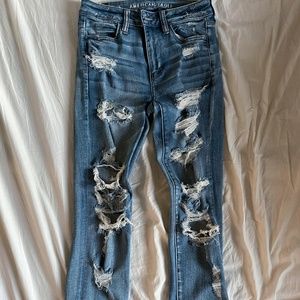 American eagle ripped skinny jeans
